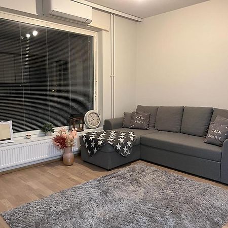 Modern One Bedroom City Apartment Nearby Airport Vantaa Buitenkant foto